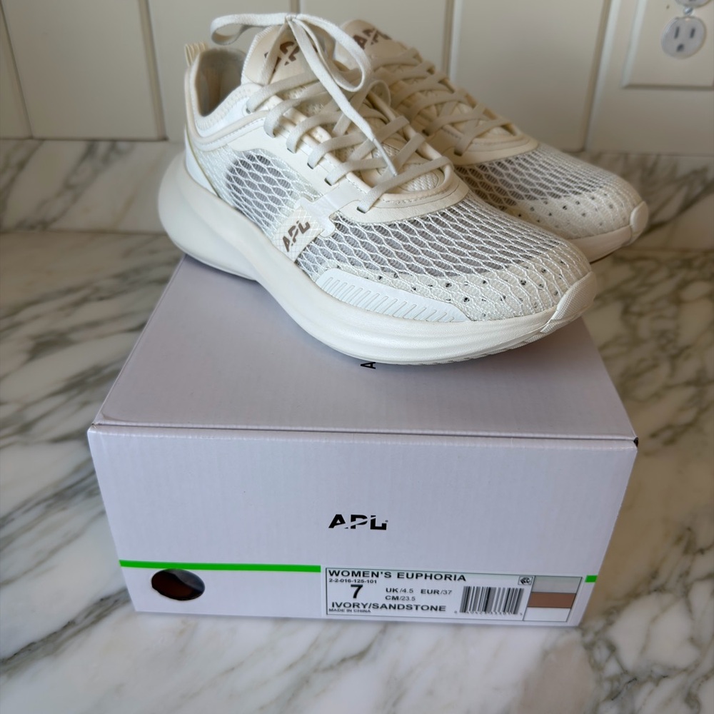 APL Women's Euphoria Ivory Athletic Shoes